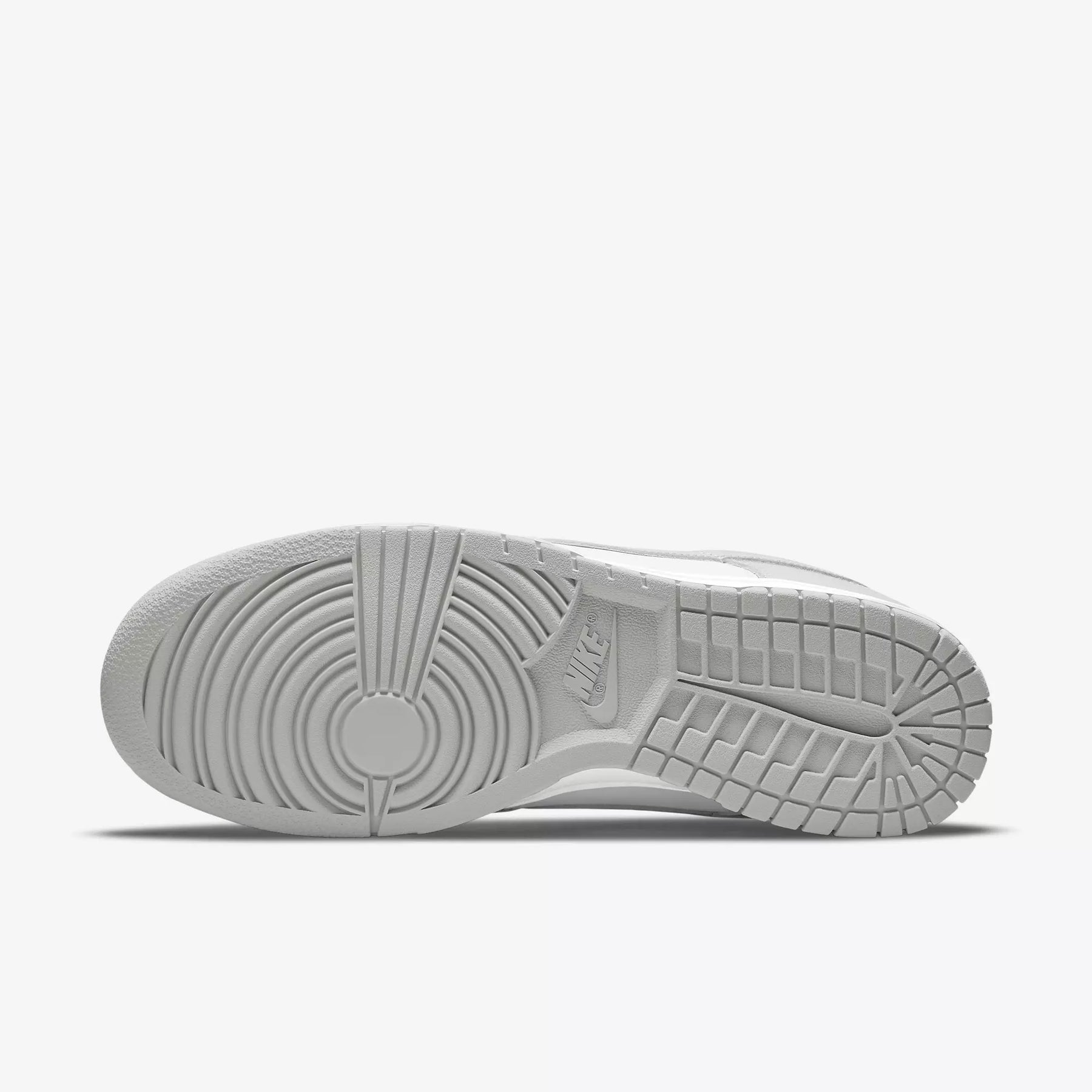 Tênis Nike Dunk Low - Grey Fog - Artigo de grife