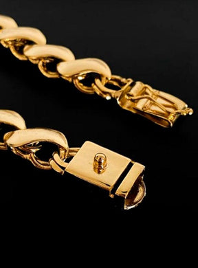 Luxuoso Colar com Pingente de Jesus Banhado a Ouro 18k com  de Cordão de 12mm de Espessura e Design Friso - Artigo de grife