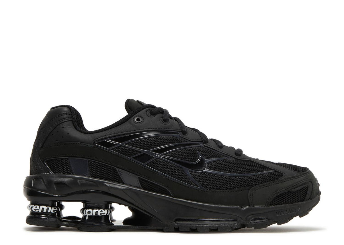 Nike Shox X Supreme PRETO - Artigo de grife